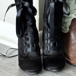 Black Lace Up Boots with High Heel